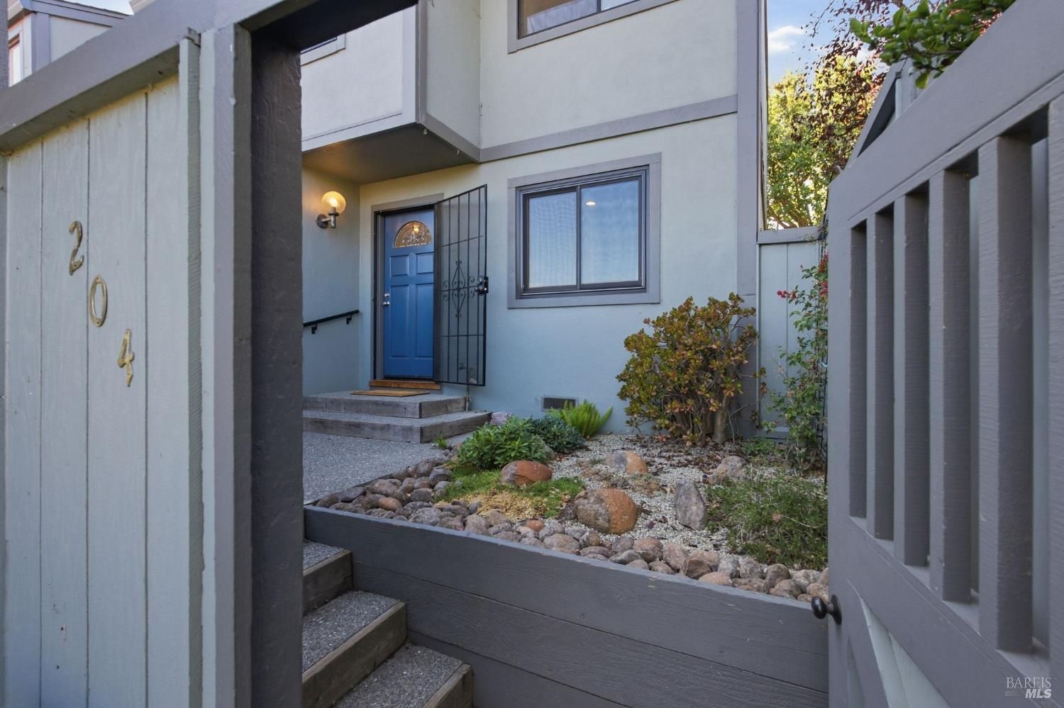 204 Sylvia Way