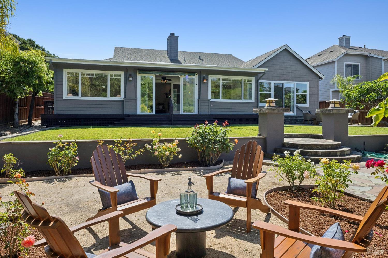15 Thorsson Court