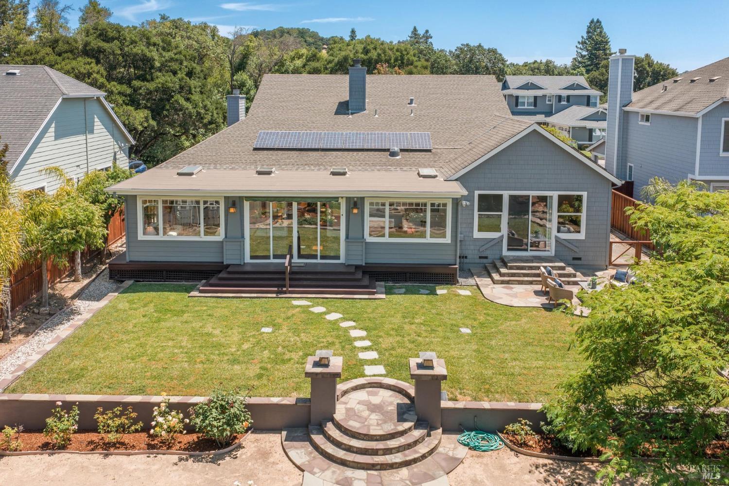 15 Thorsson Court