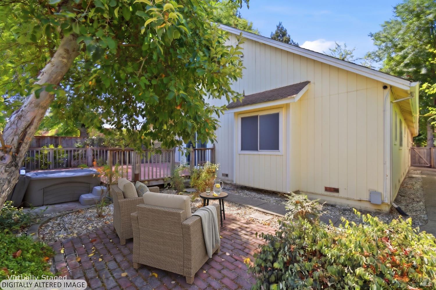 2994 Tuxedo Place