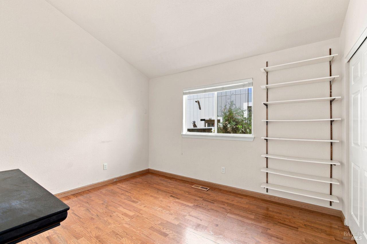 2994 Tuxedo Place