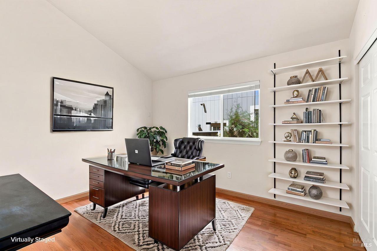 2994 Tuxedo Place