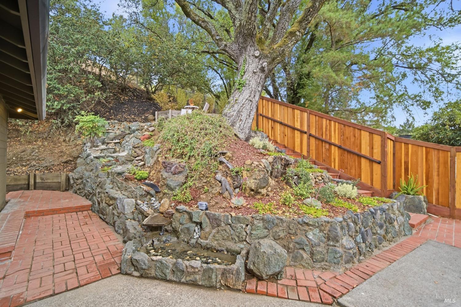 2 Baytree Lane