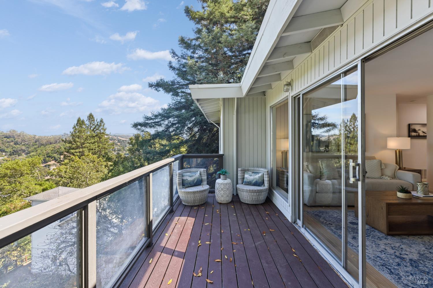 38 Redwood Road