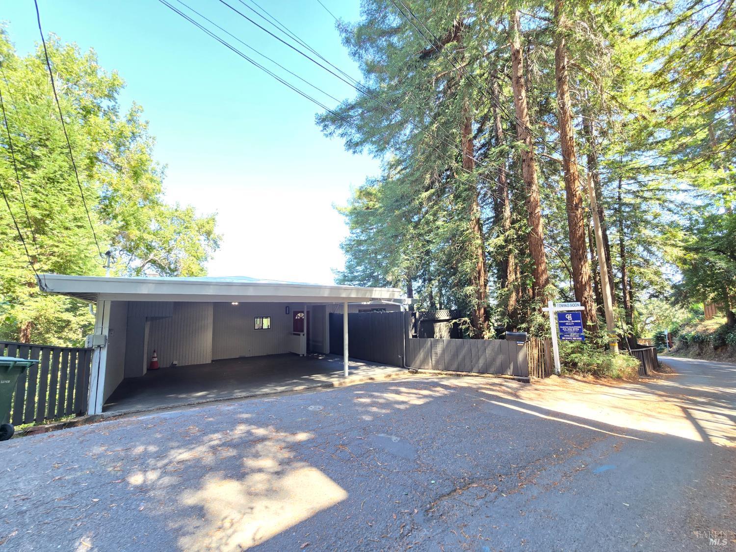 38 Redwood Road