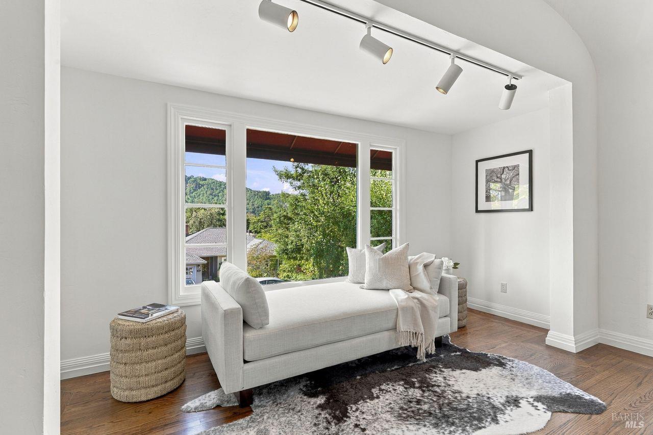 54 Rutherford Avenue