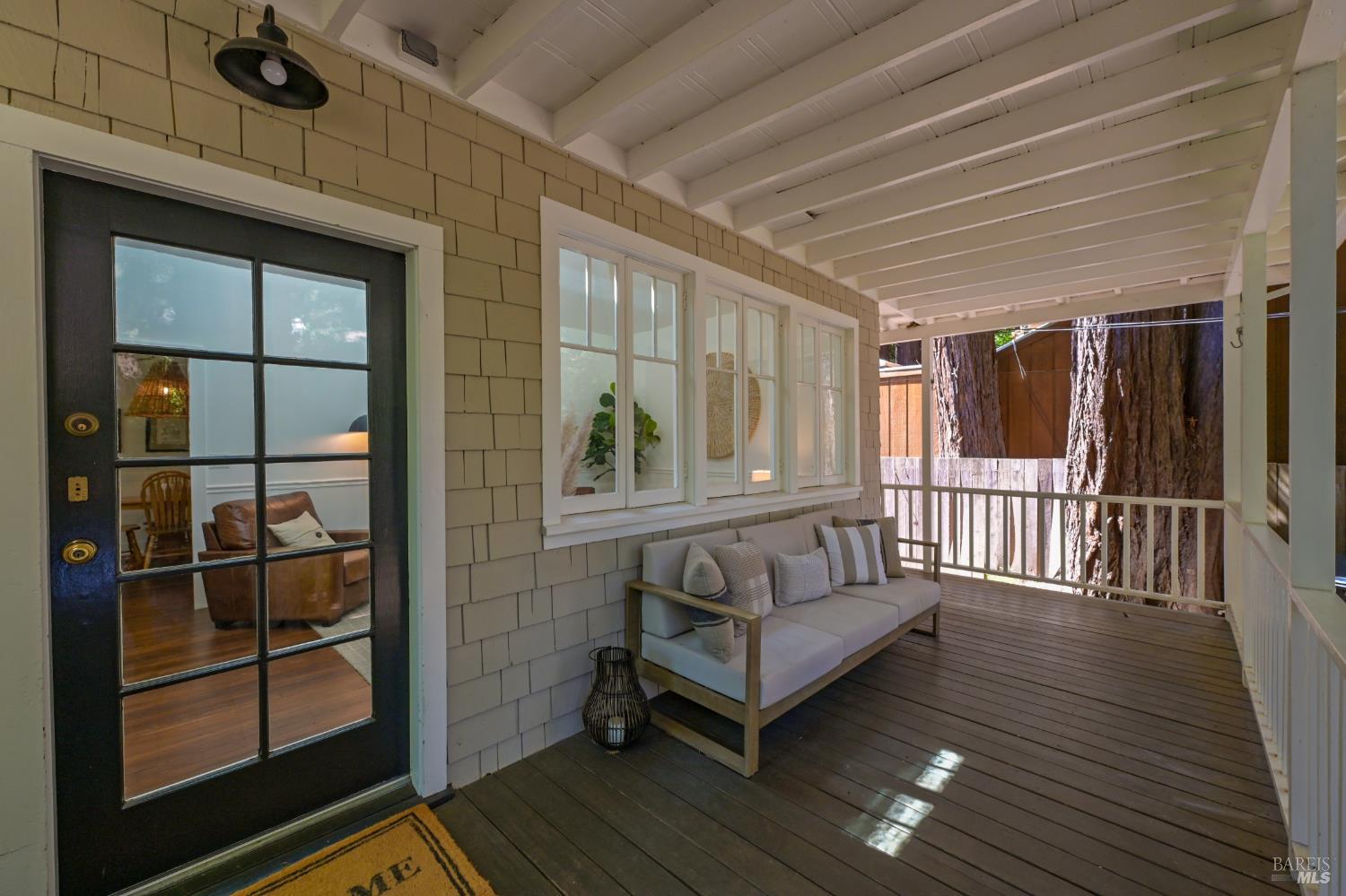 207 Madrone Avenue