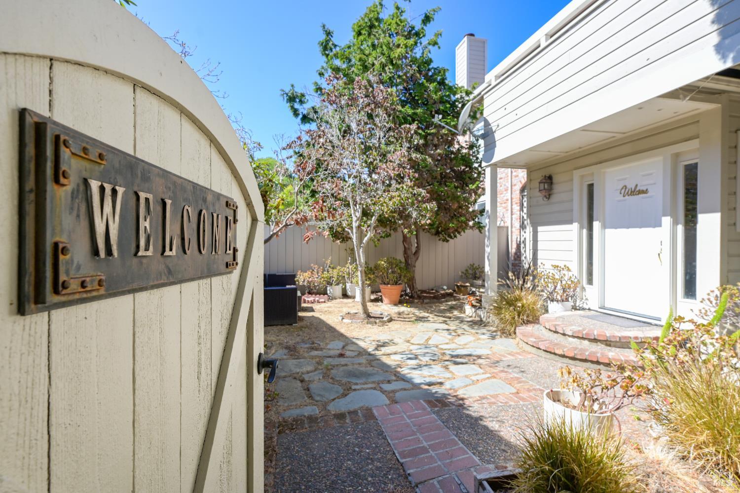 557 Biscayne Drive San Rafael CA