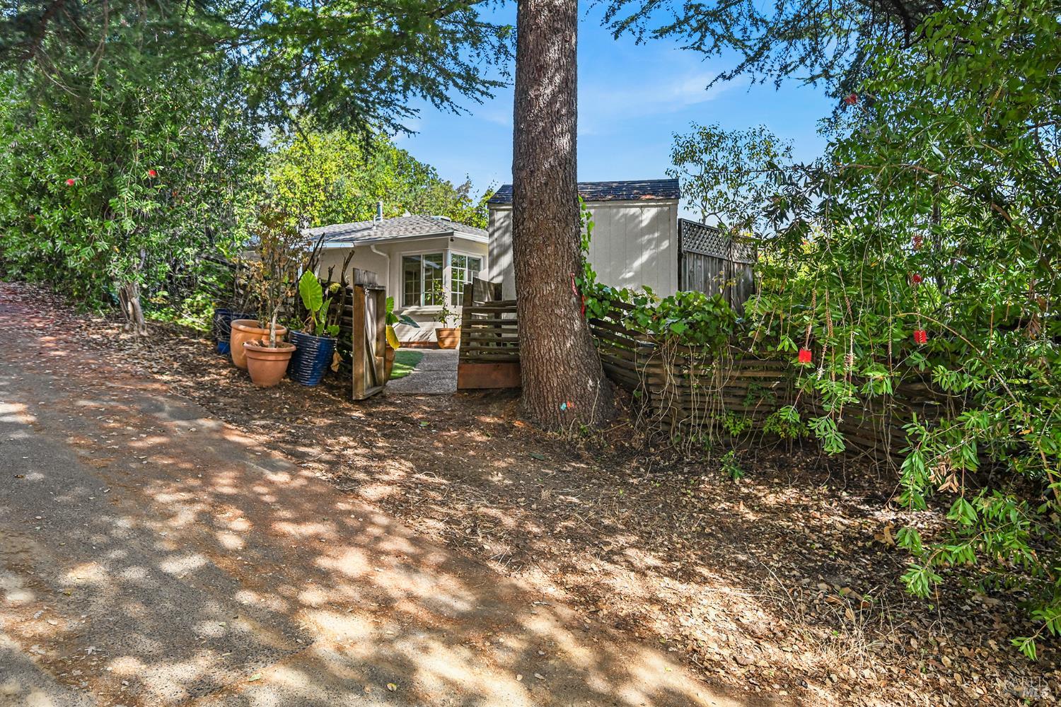 293 Bungalow Avenue