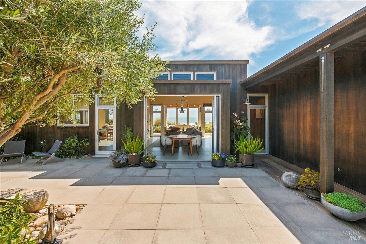 290 Seadrift Road