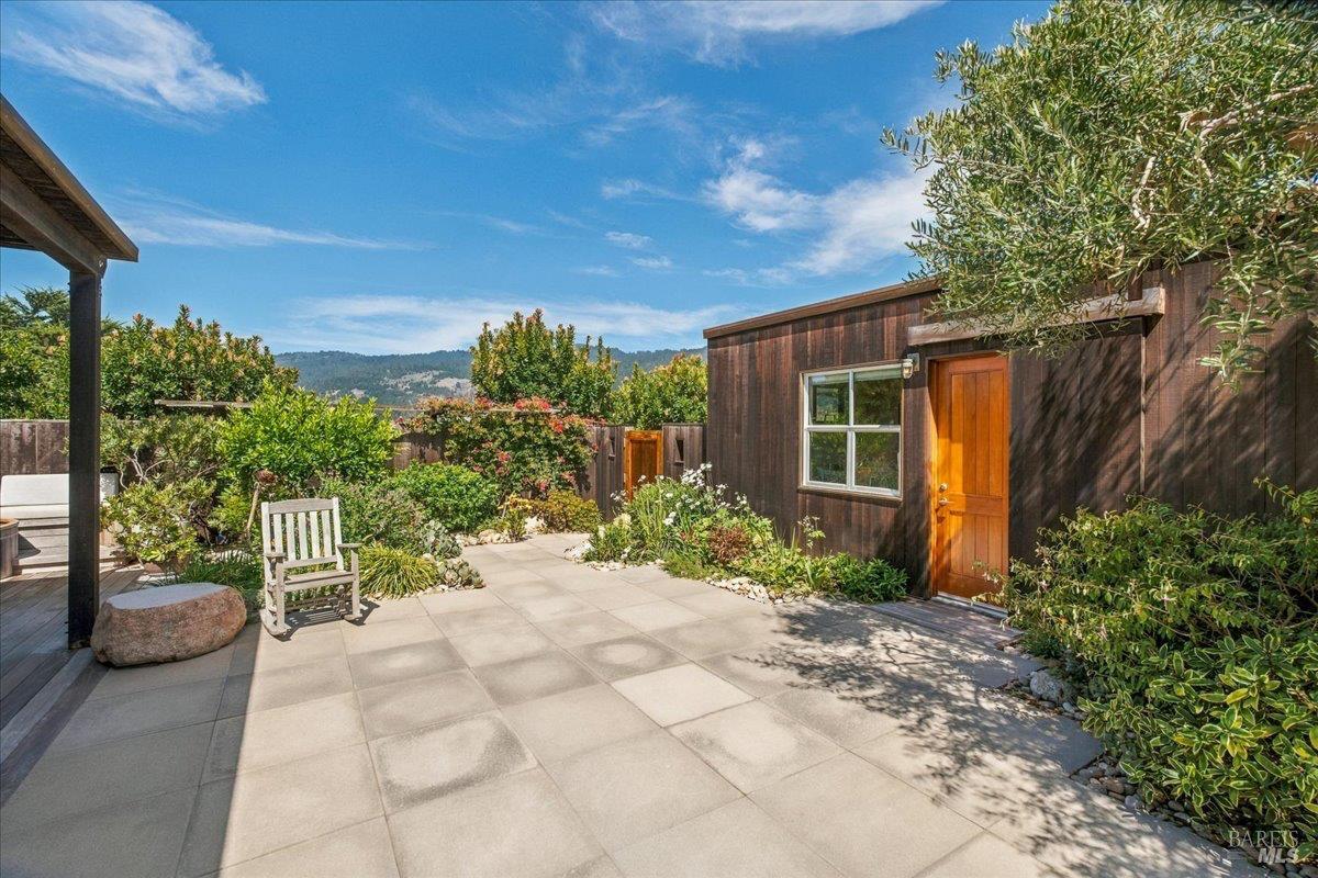 290 Seadrift Road