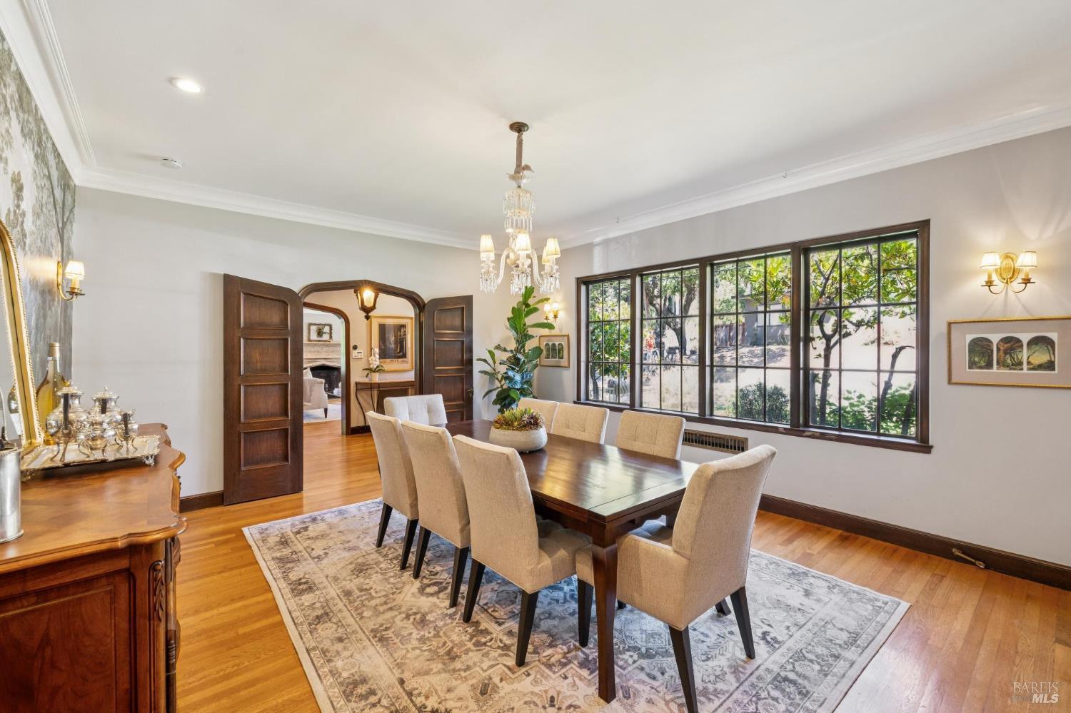 87 Forbes Avenue