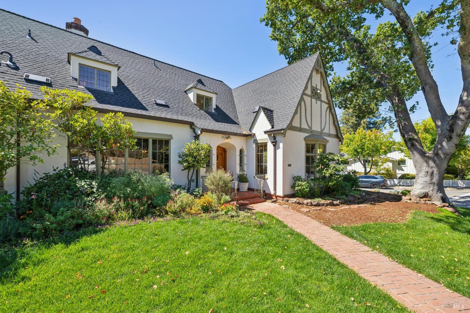 87 Forbes Avenue