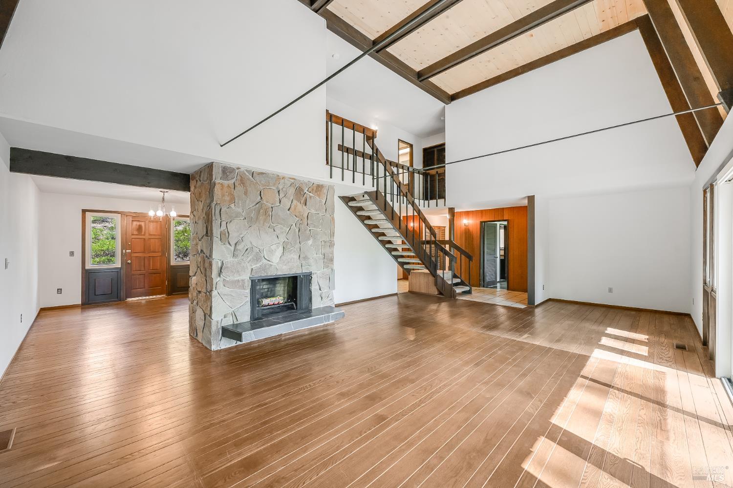 1008 Erica Road