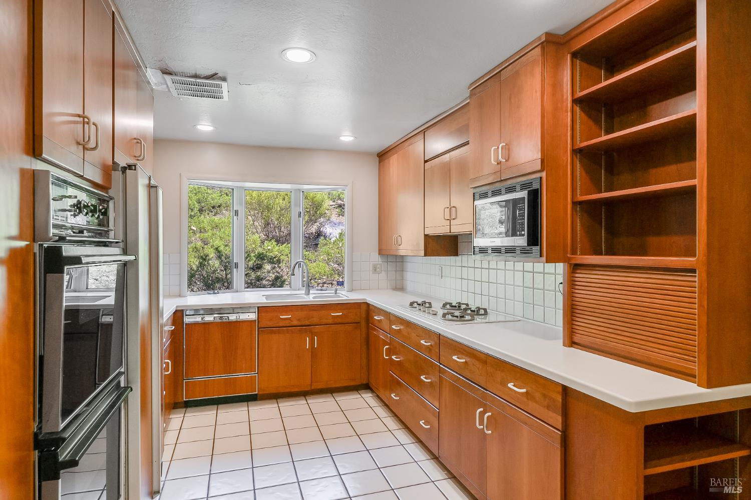 1008 Erica Road