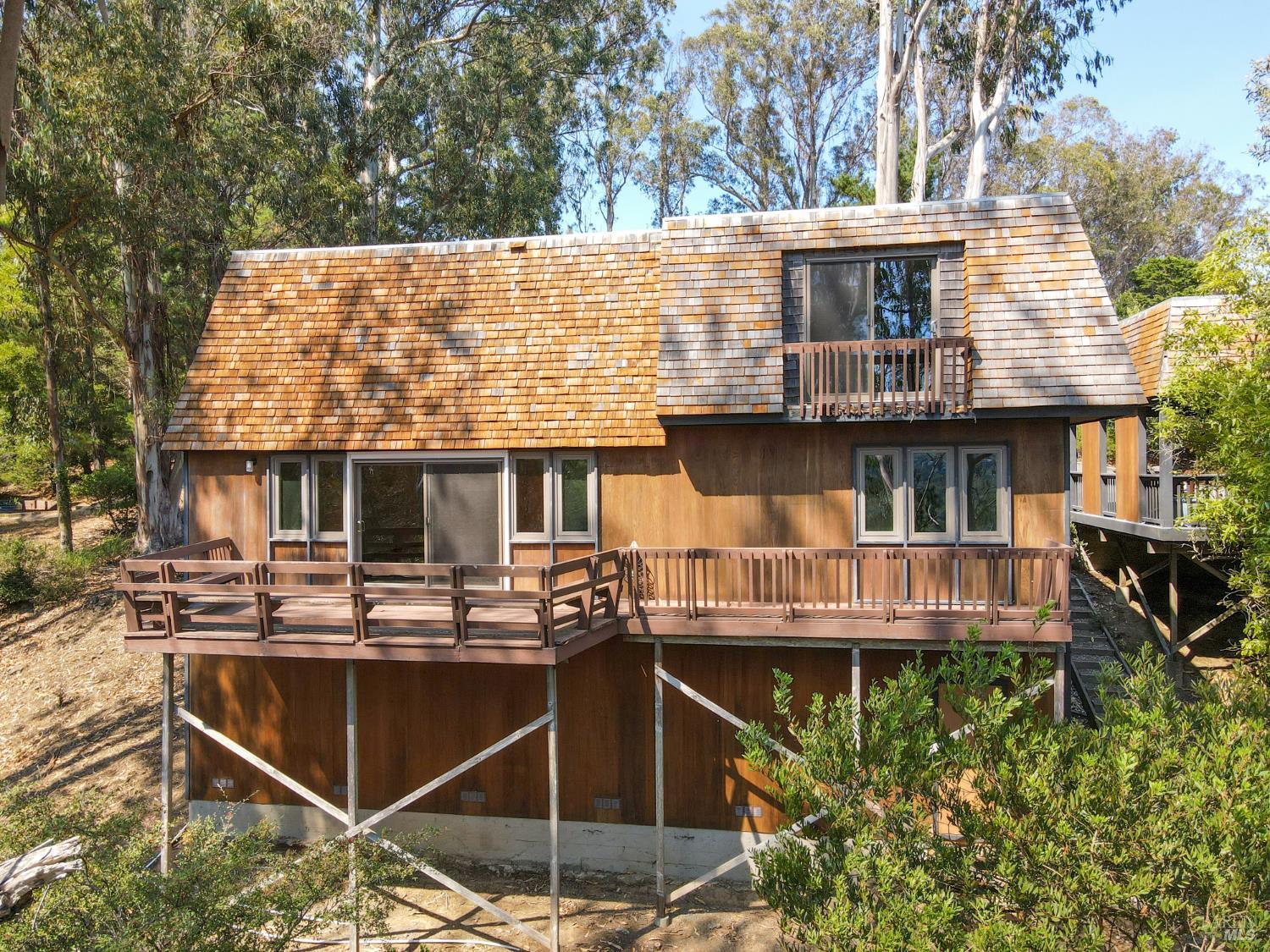 1008 Erica Road