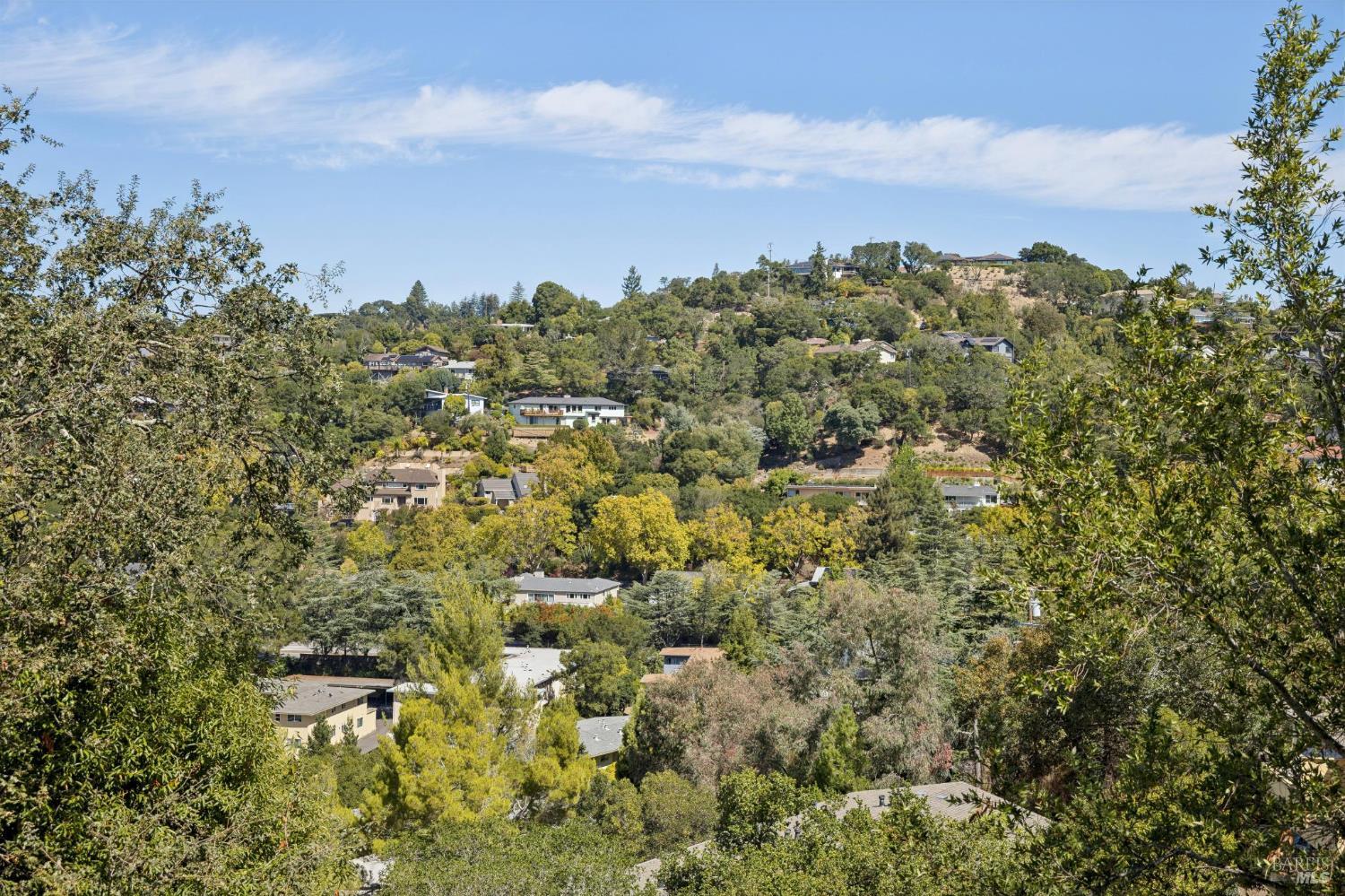 649 Via Casitas