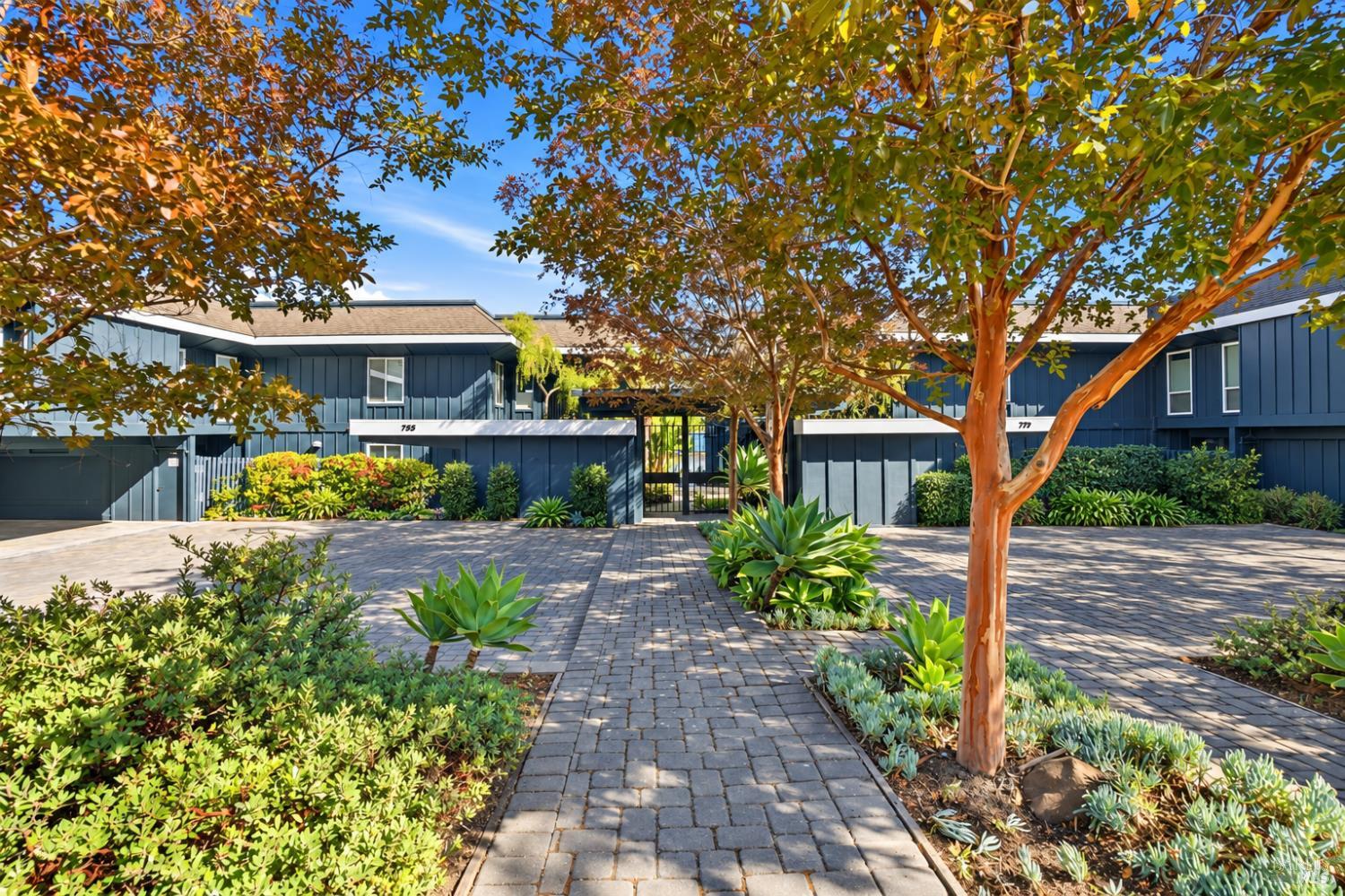 755 S Eliseo Drive Unit: #8