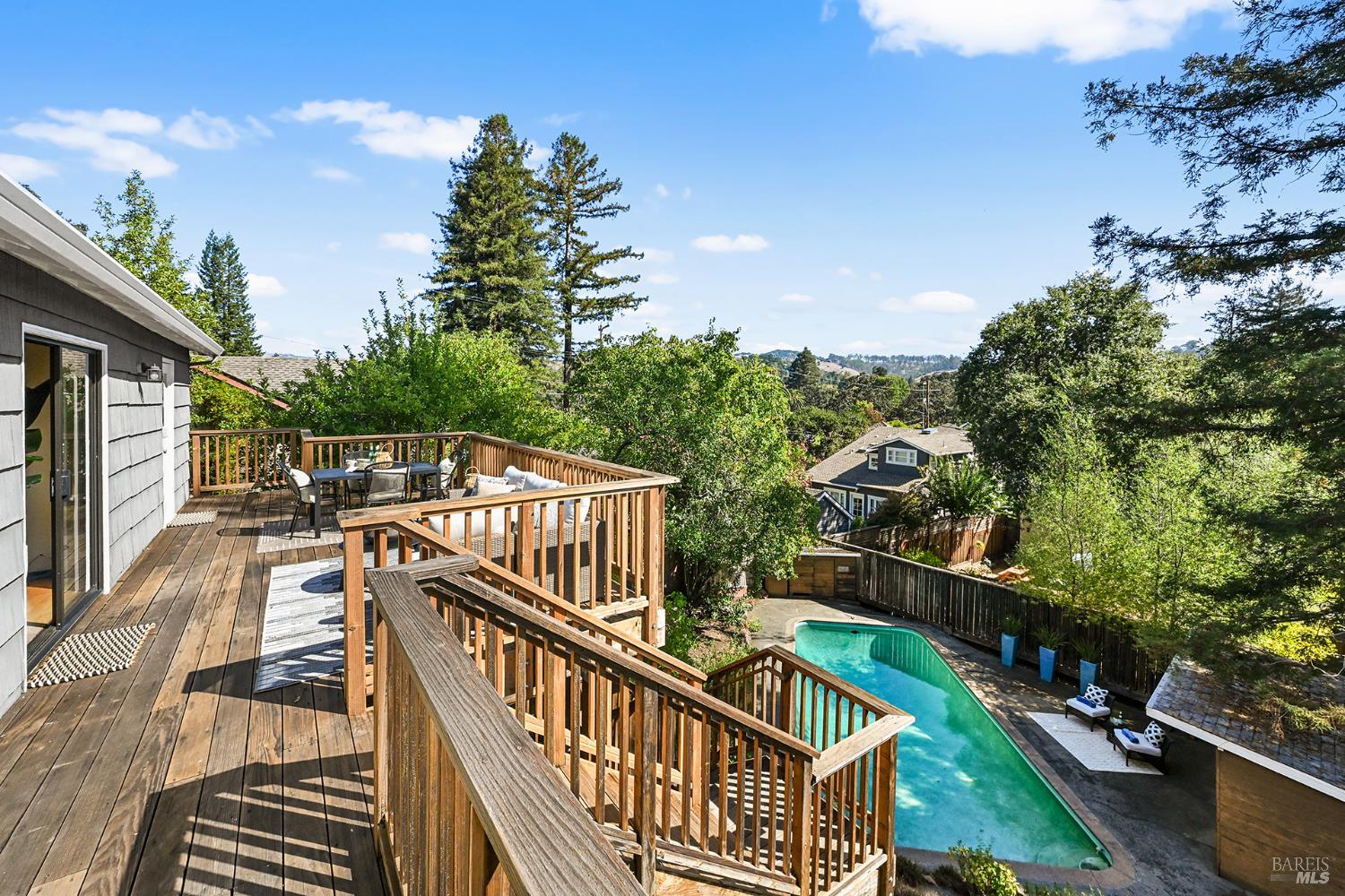 18 Plumas Avenue