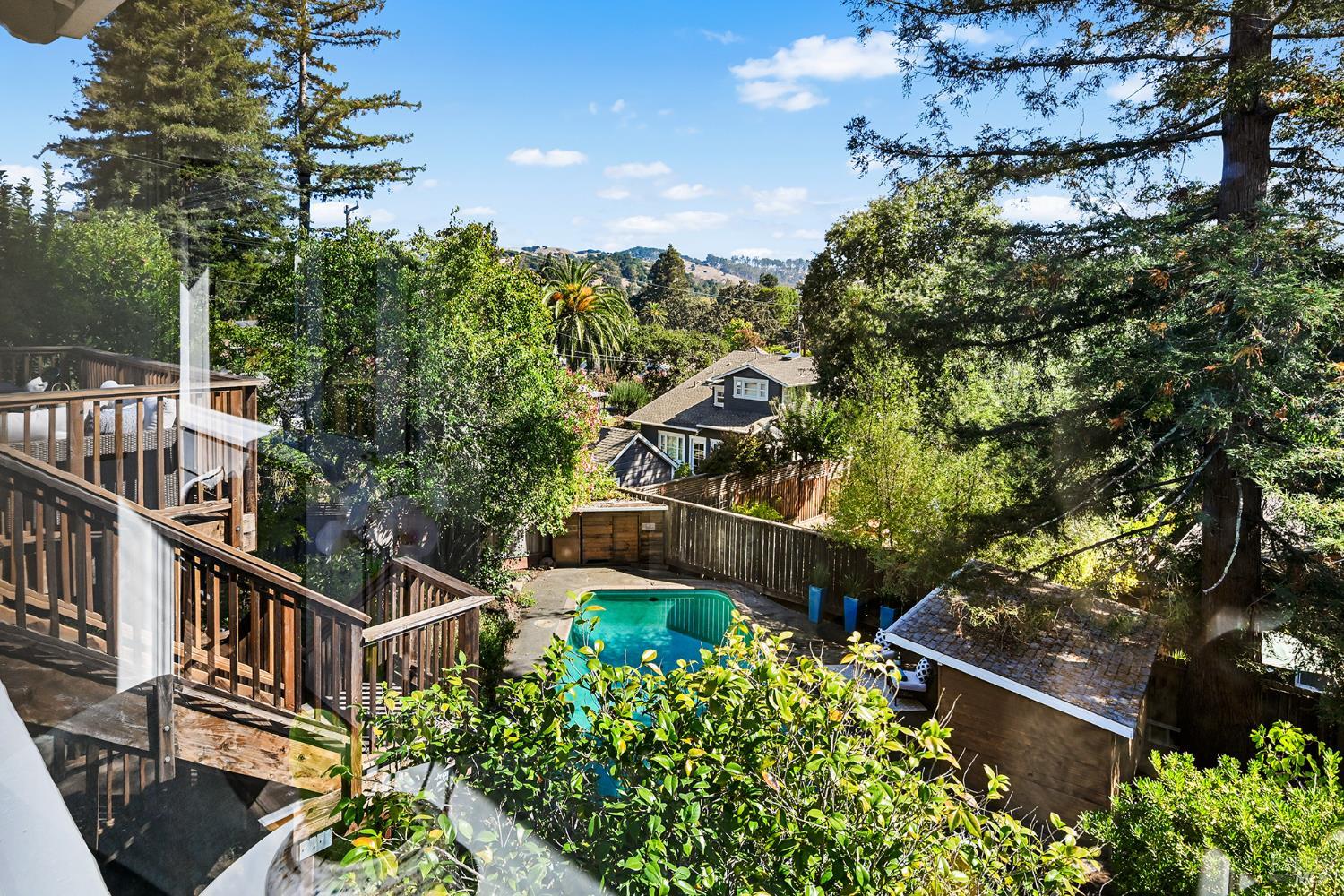 18 Plumas Avenue