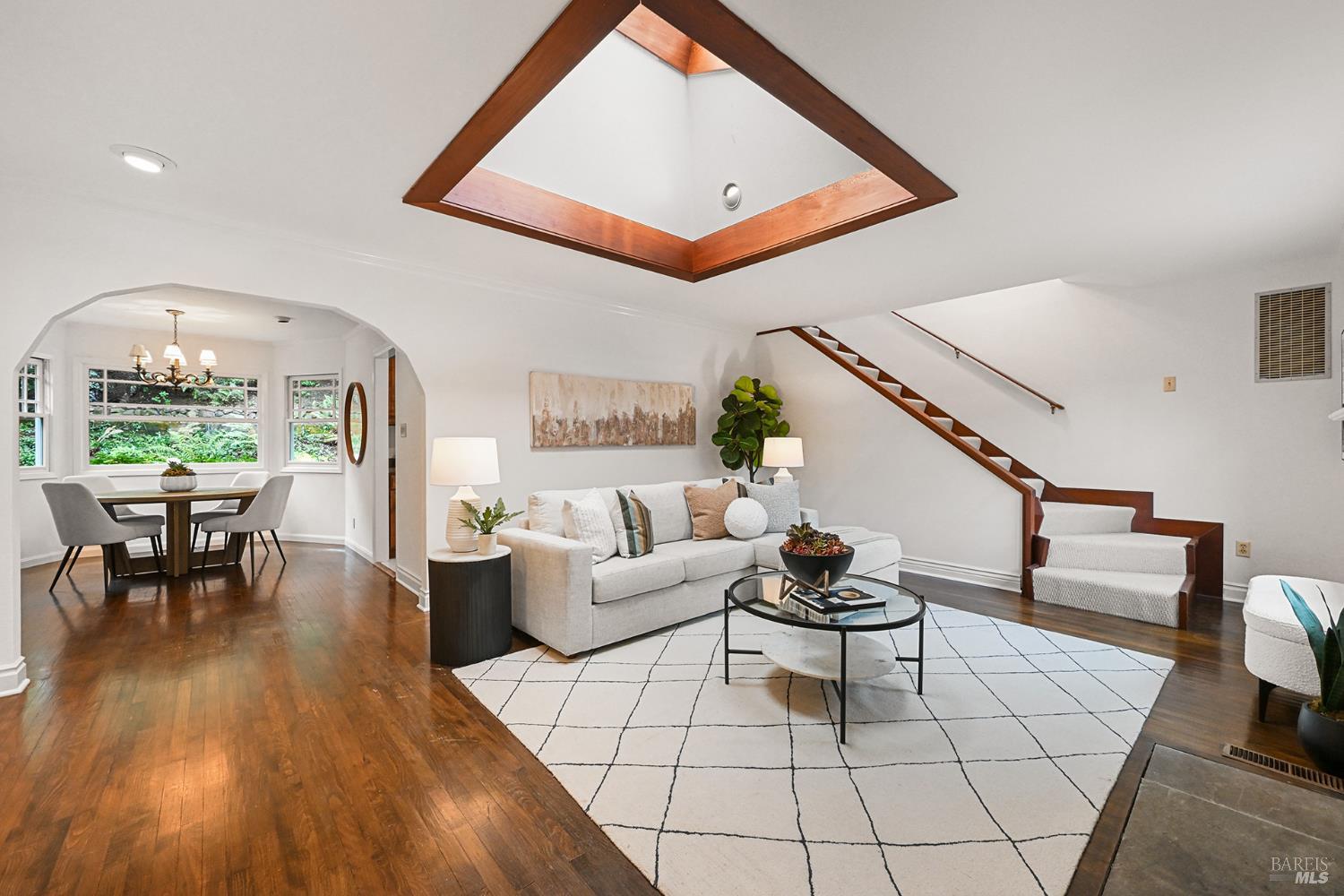34 Meadow Way