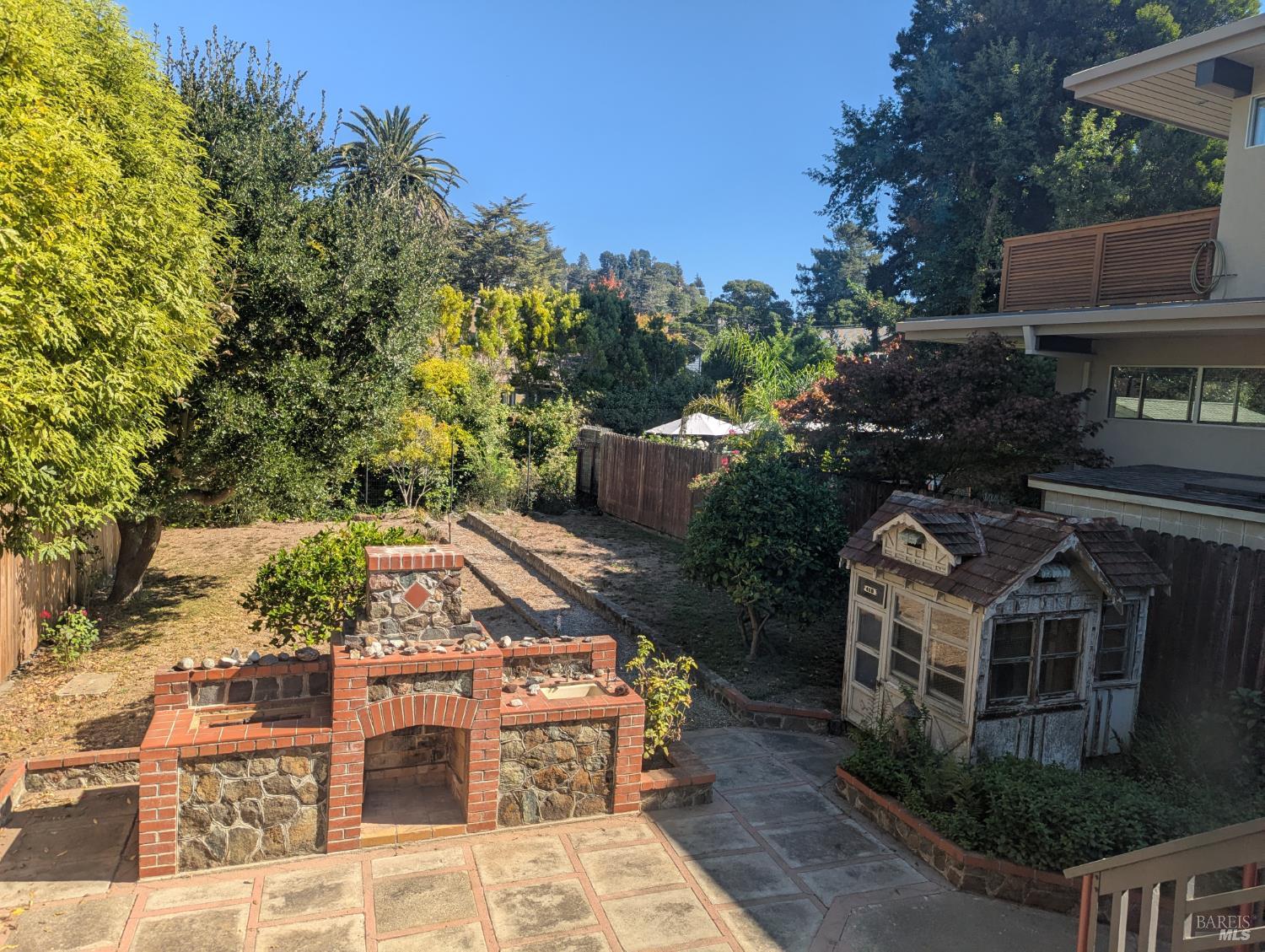 41 Walnut Avenue
