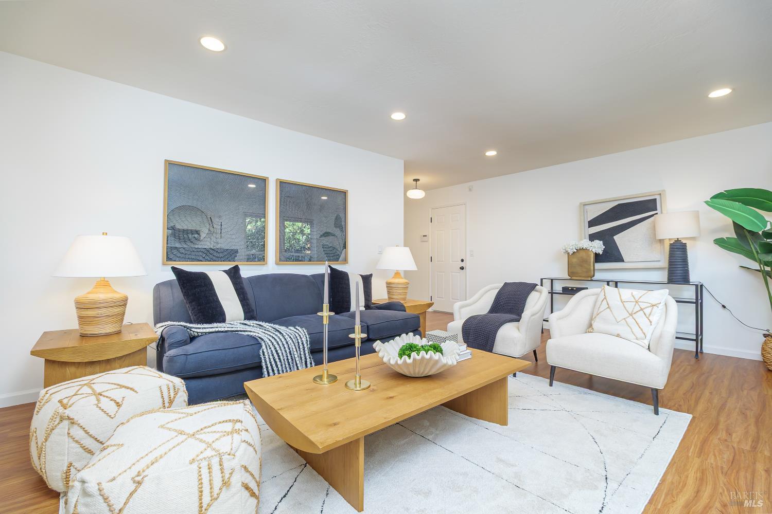 1711 Grand Avenue