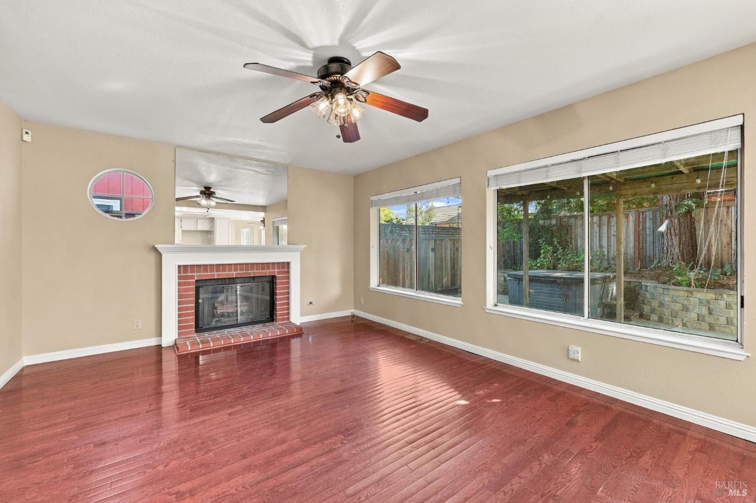 914 Buckingham Drive