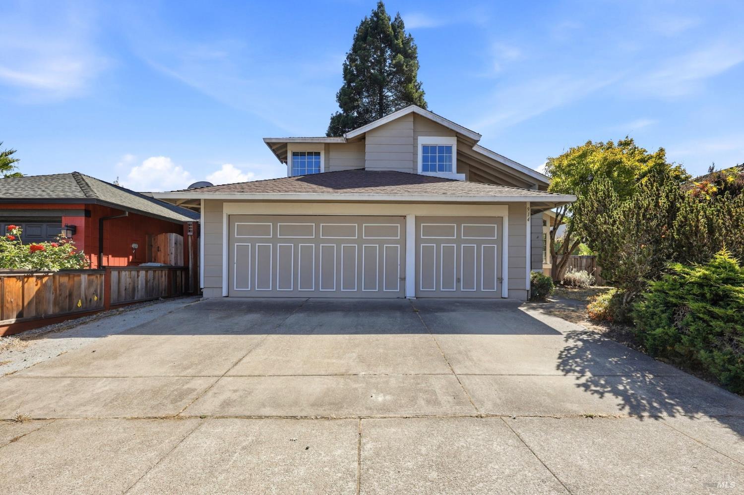 914 Buckingham Drive