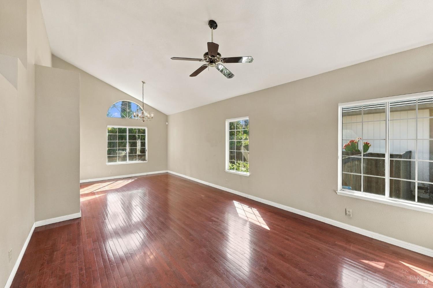 914 Buckingham Drive
