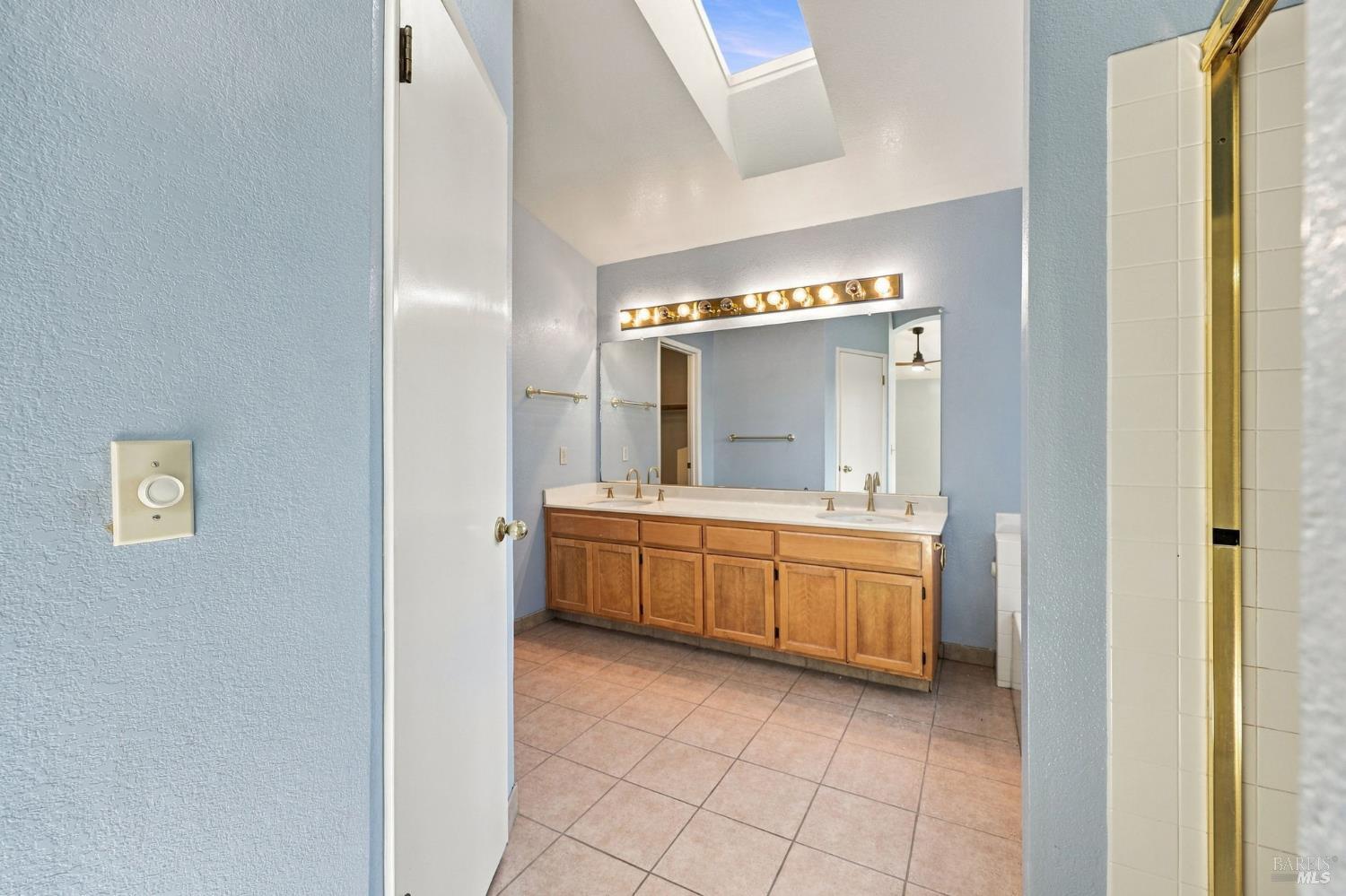 914 Buckingham Drive