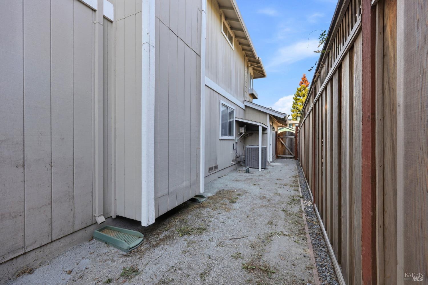 914 Buckingham Drive