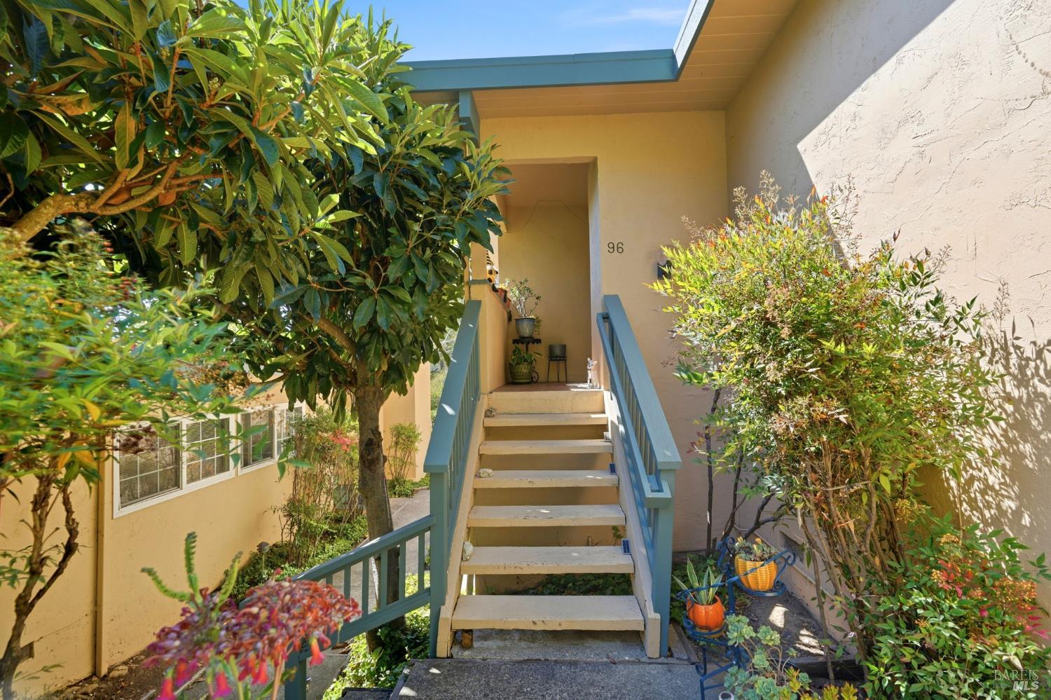 96 Elizabeth Way