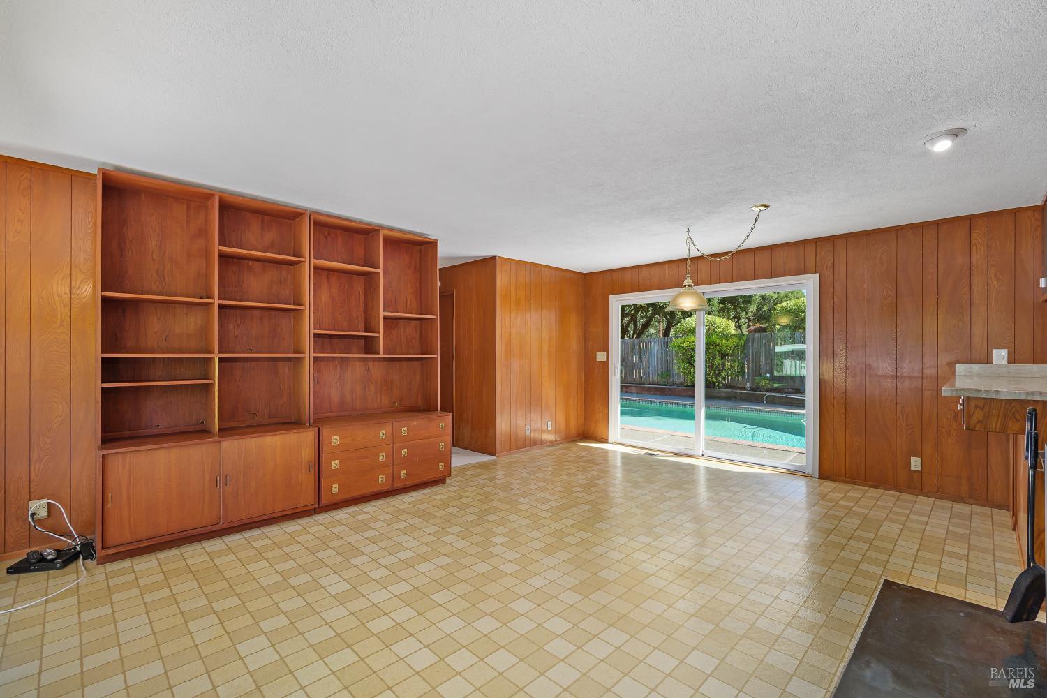 1963 Indian Valley Road