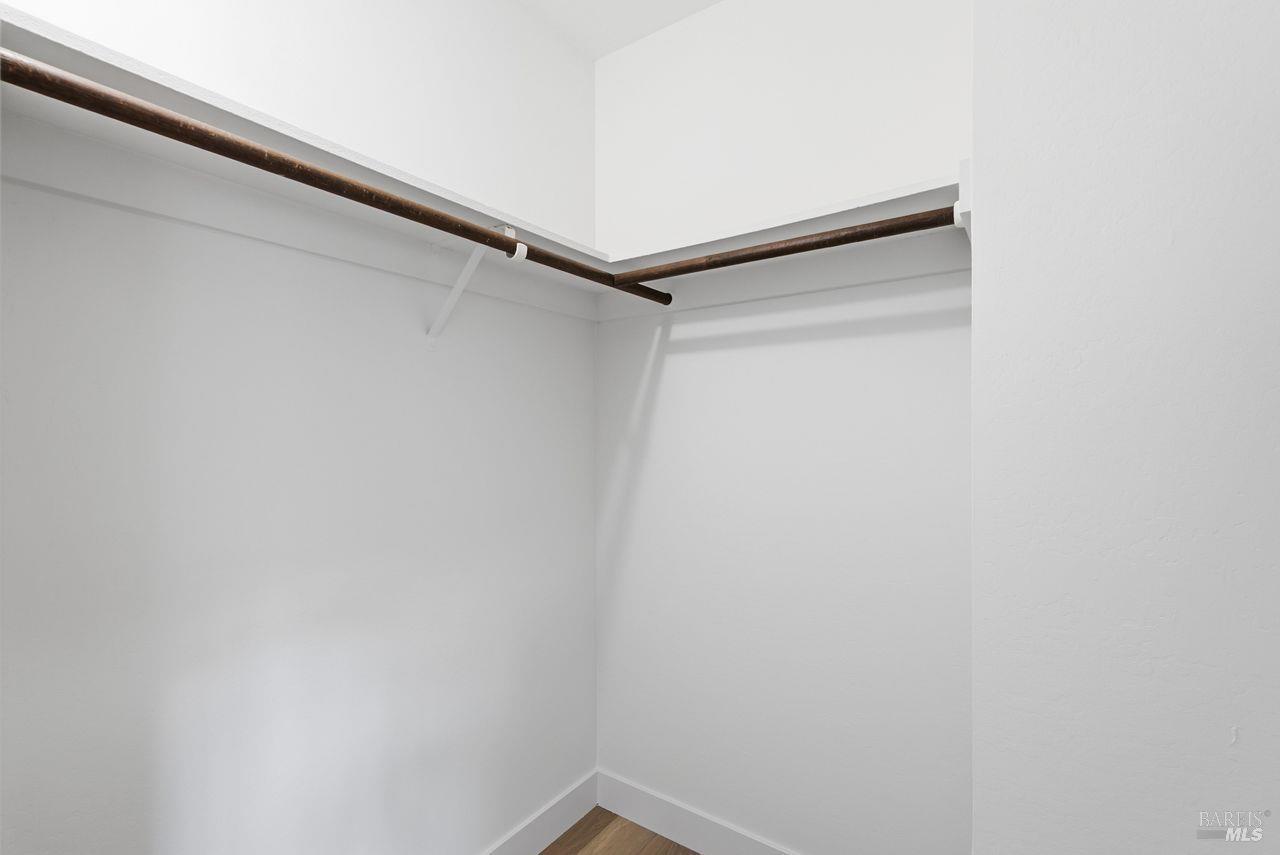 107 Elizabeth Way