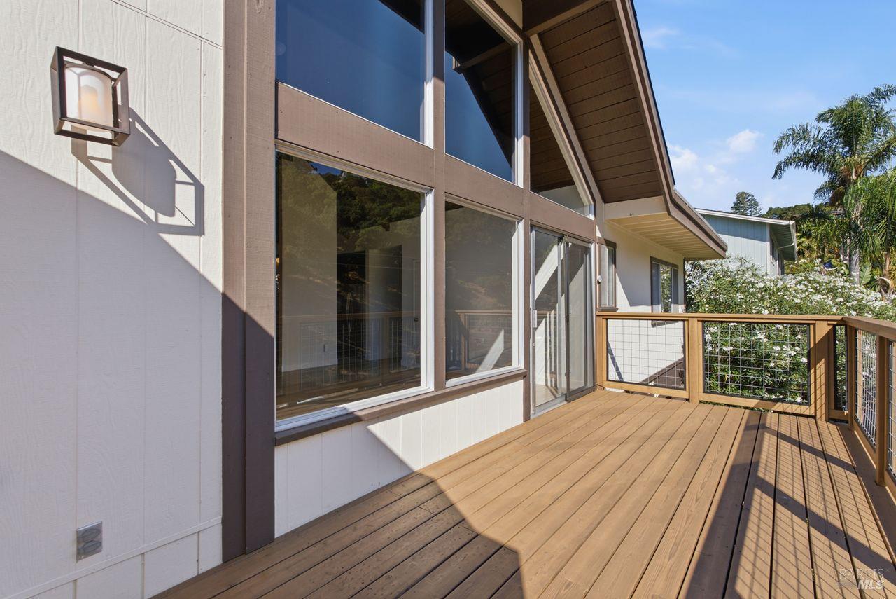 107 Elizabeth Way