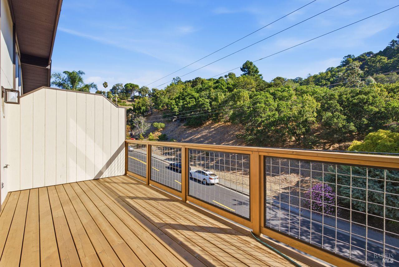 107 Elizabeth Way