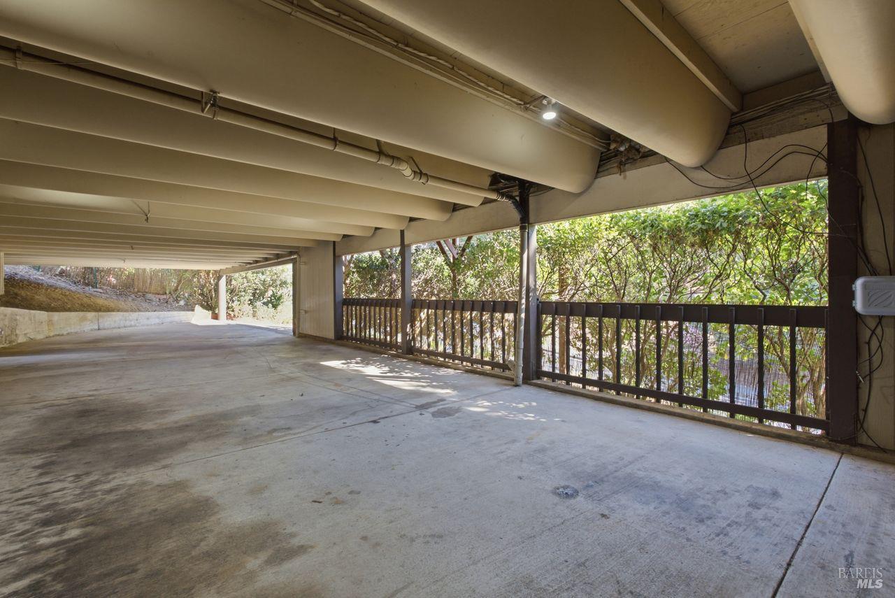 107 Elizabeth Way