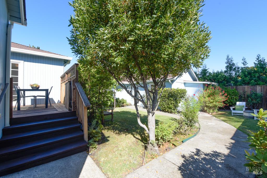 37 Meadow Avenue