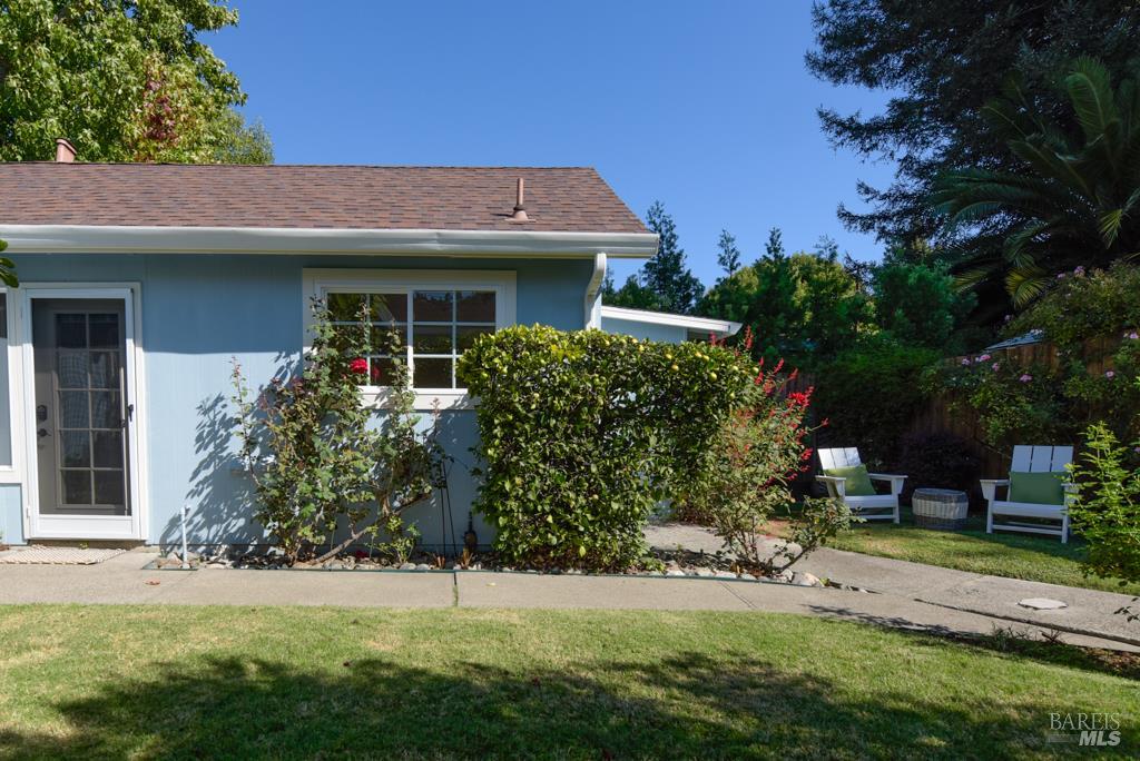 37 Meadow Avenue