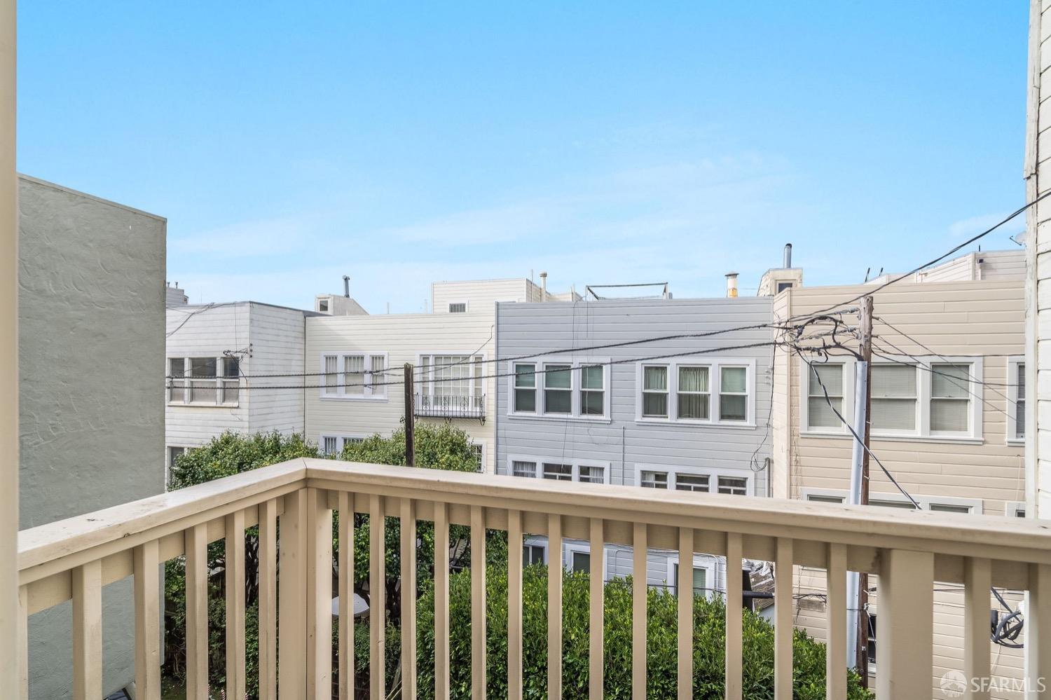 3747 Fillmore Street