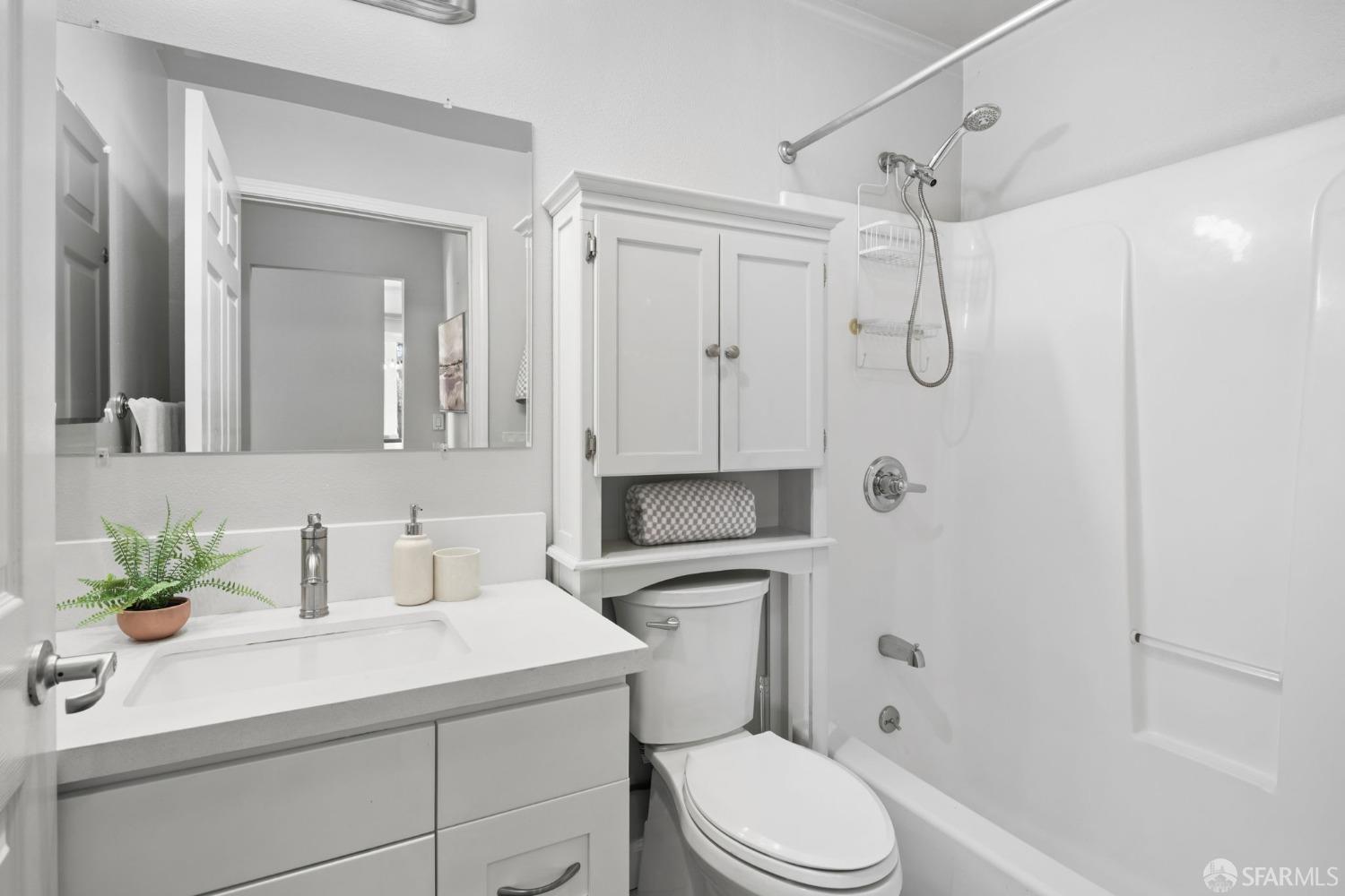 401 S Norfolk St #103