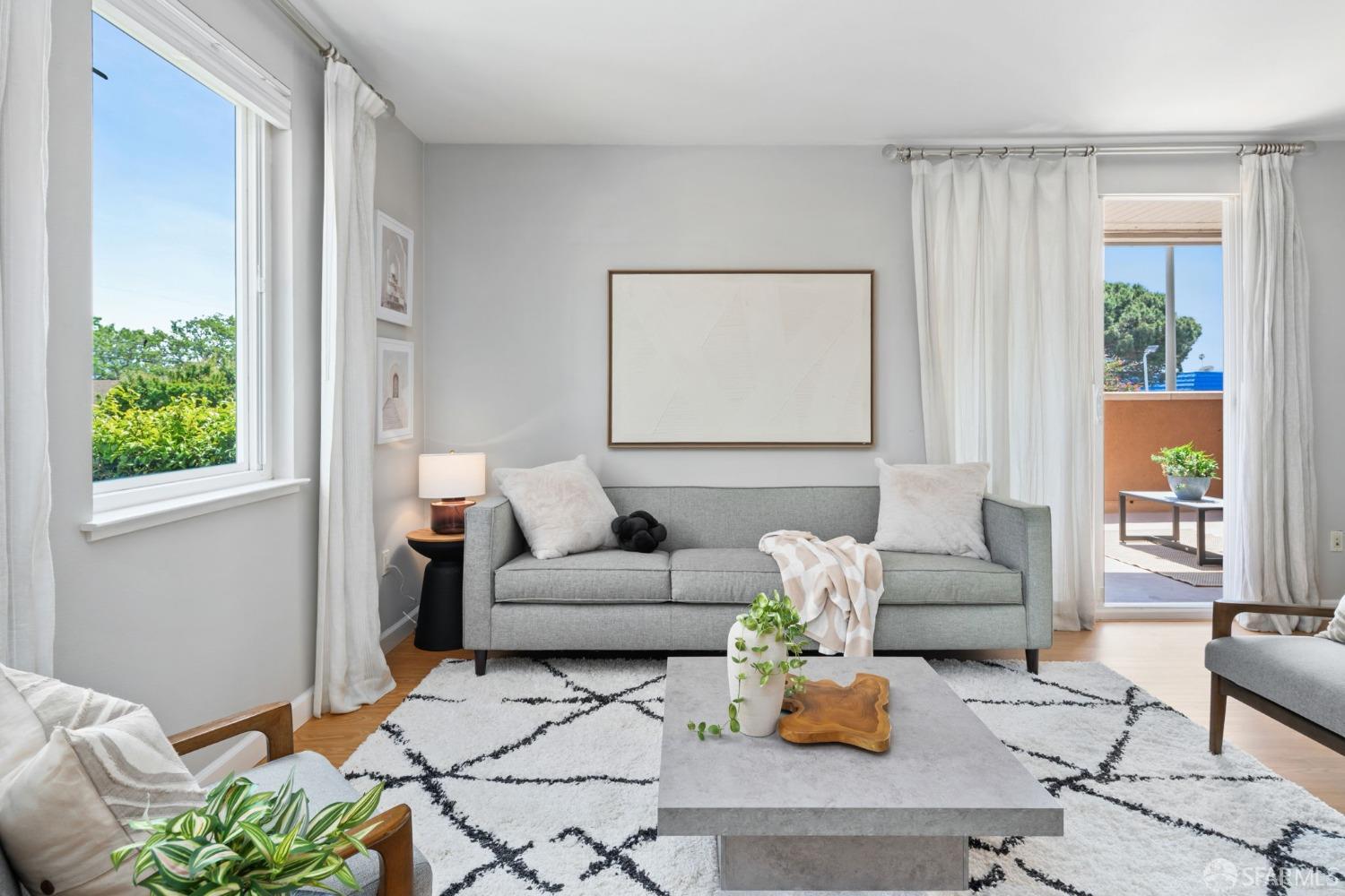 401 S Norfolk St #103