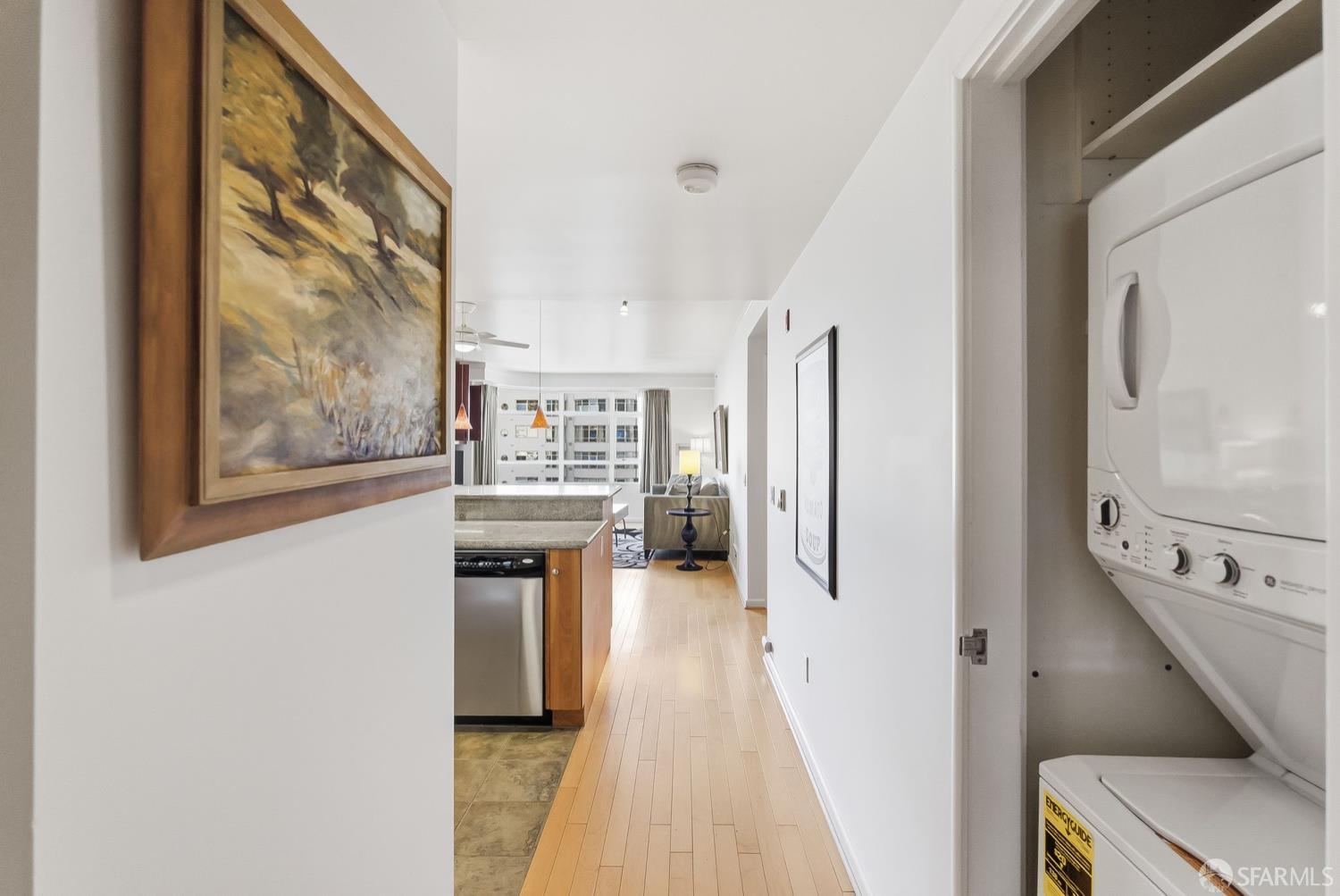 403 Main Street Unit: #506N