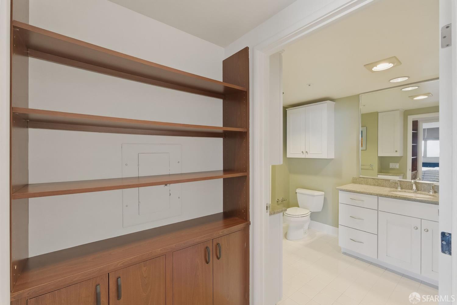 403 Main Street Unit: #506N