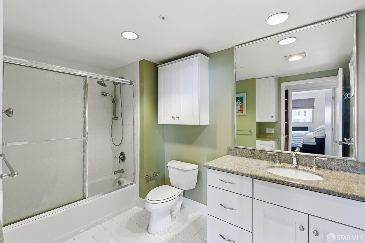403 Main Street Unit: #506N