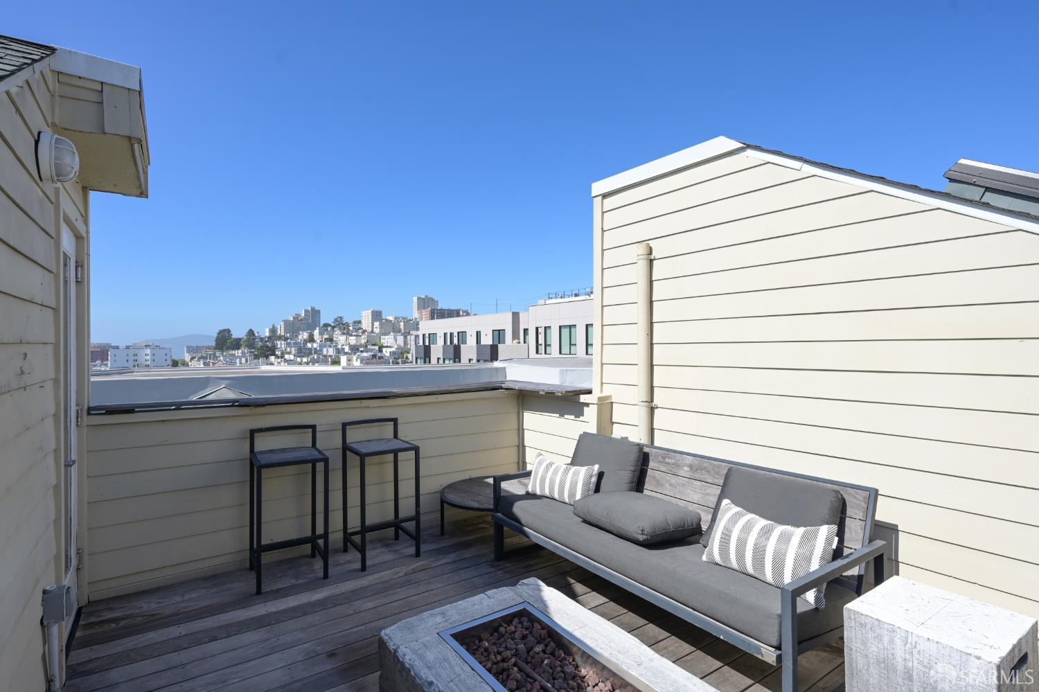 1601 Pacific Avenue Unit: #403