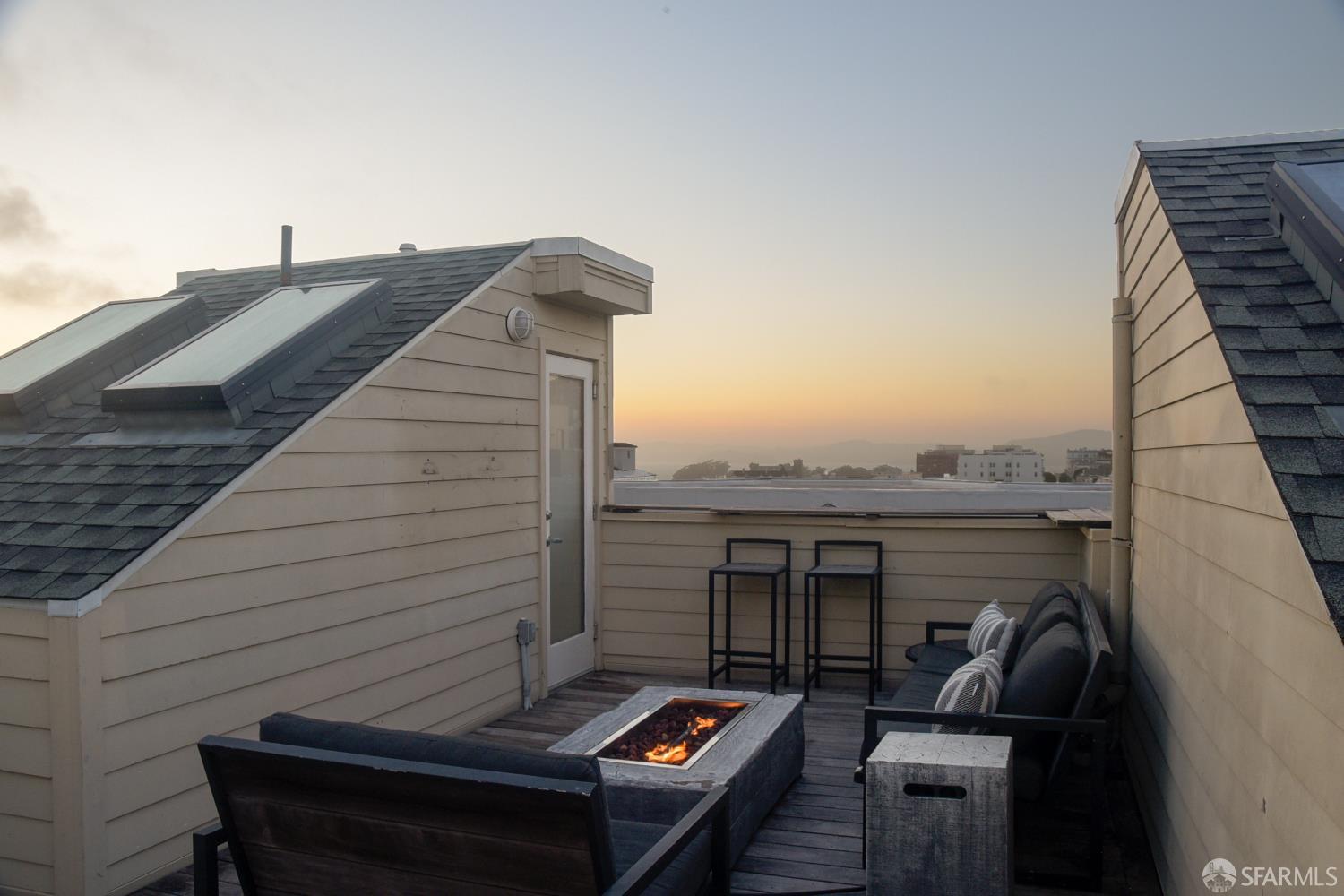 1601 Pacific Avenue Unit: #403