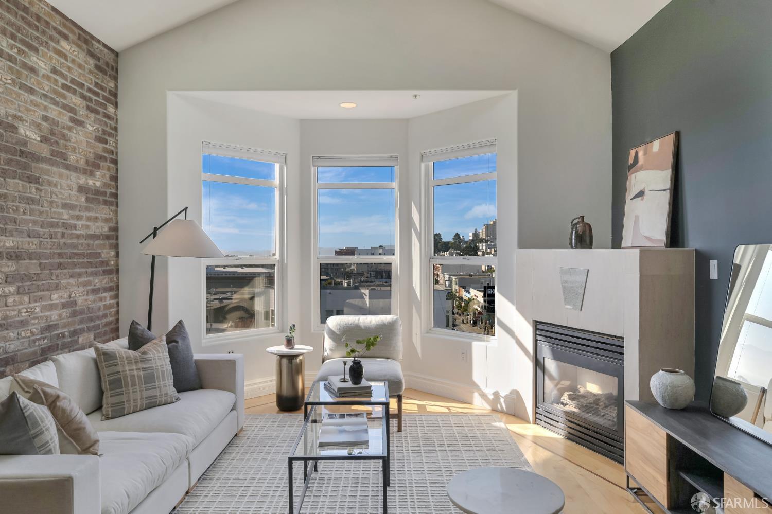 1601 Pacific Avenue Unit: #403