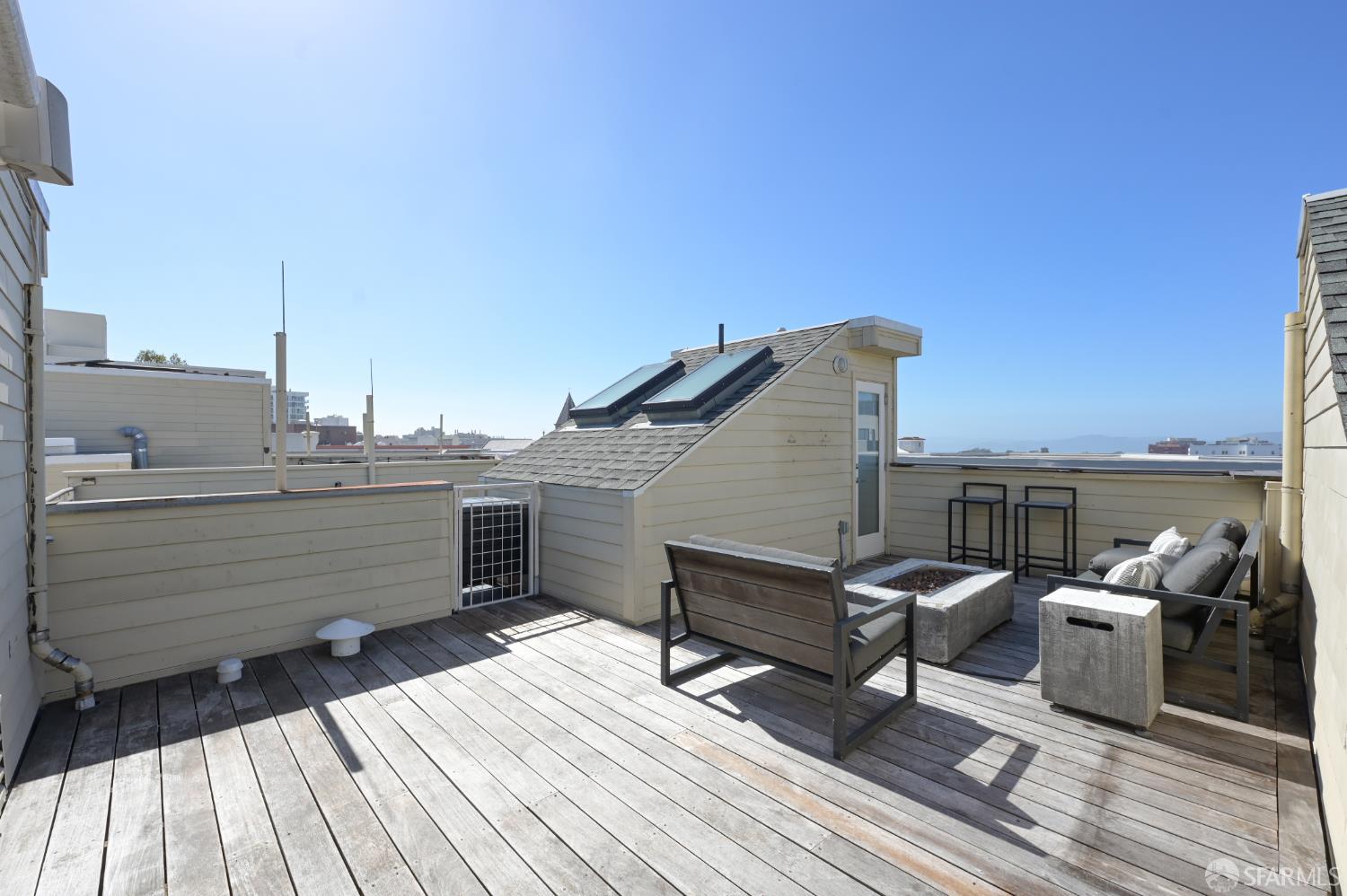 1601 Pacific Avenue Unit: #403